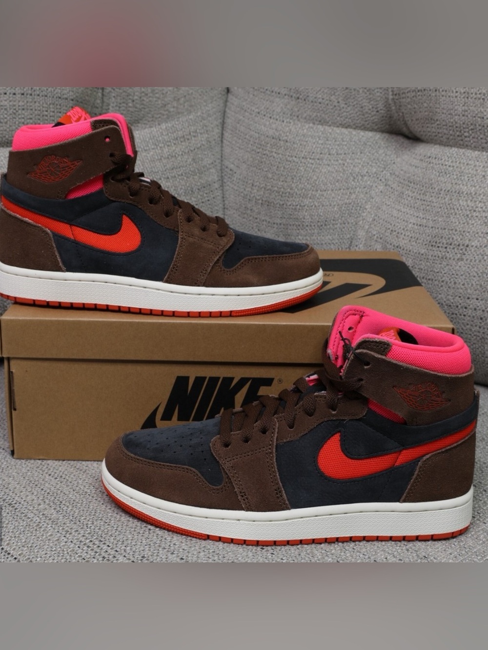 WMNS JORDAN 1 HIGH ZOOM COMFORT 2 'CACAO WOW PICANTE RED (New in box)
